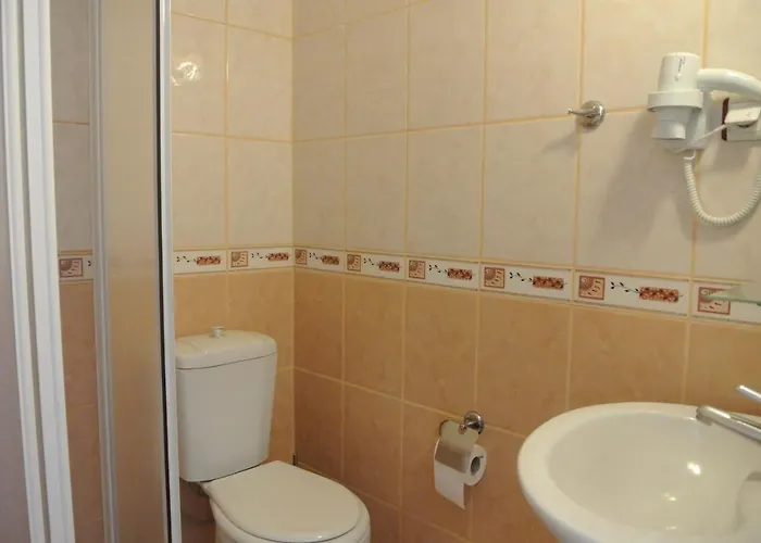 Deniz Nocleg ze śniadaniem